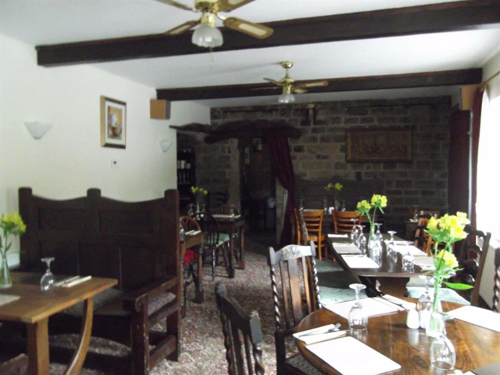 The Jug And Glass Inn Матлок Екстериор снимка